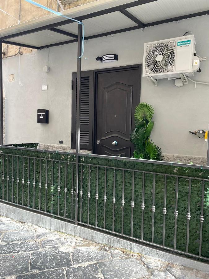 Casa Vacanze Luisa Napoli Eksteriør bilde