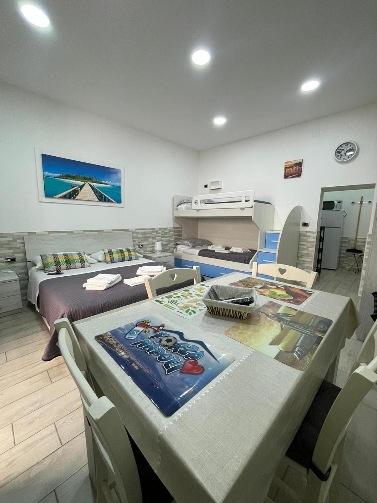 Casa Vacanze Luisa Napoli Eksteriør bilde